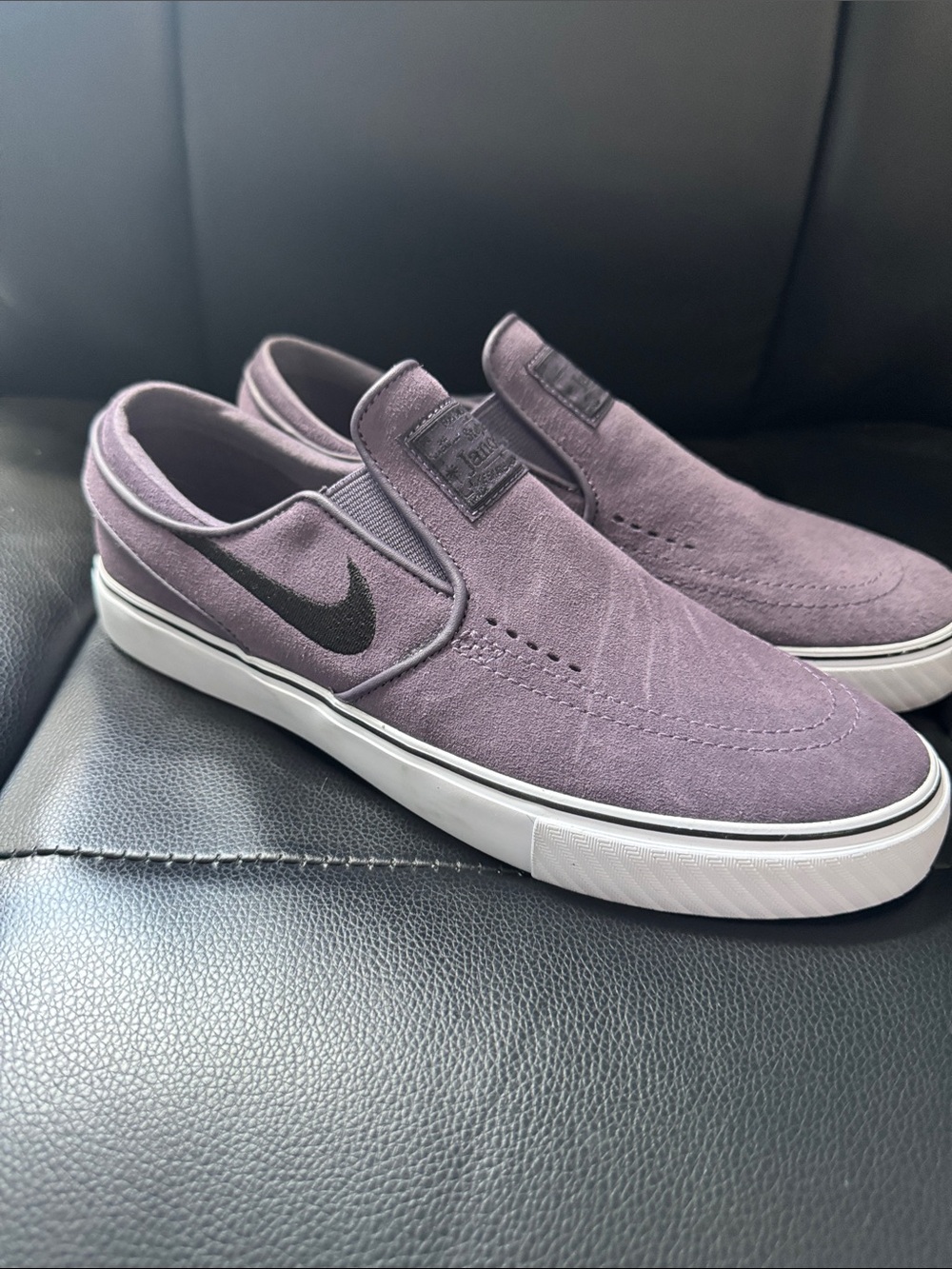 Nike SB Janoski Slip-On skate sneaker in Dark Raisin with Black Swoosh